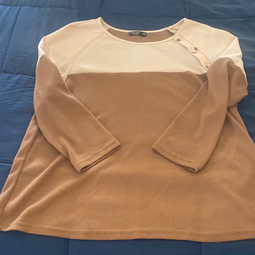Women Plus top